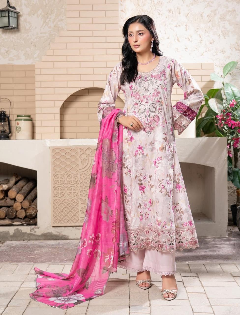 3 Piece - Embroidered Lawn Suit - 09